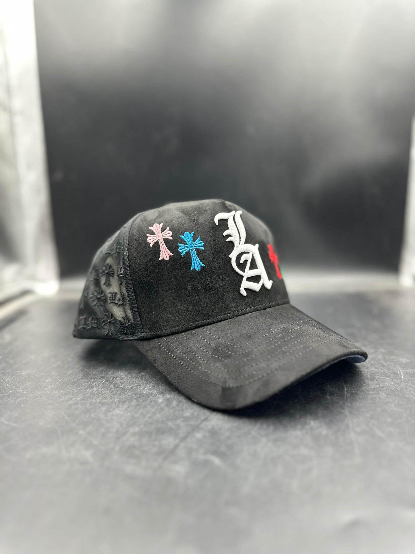 Black "LA" Cruces Suede Mesh Gorra